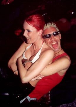 Hangar 2001 Nicole mit Unhold