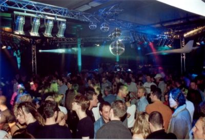 Hangar2001 Totale